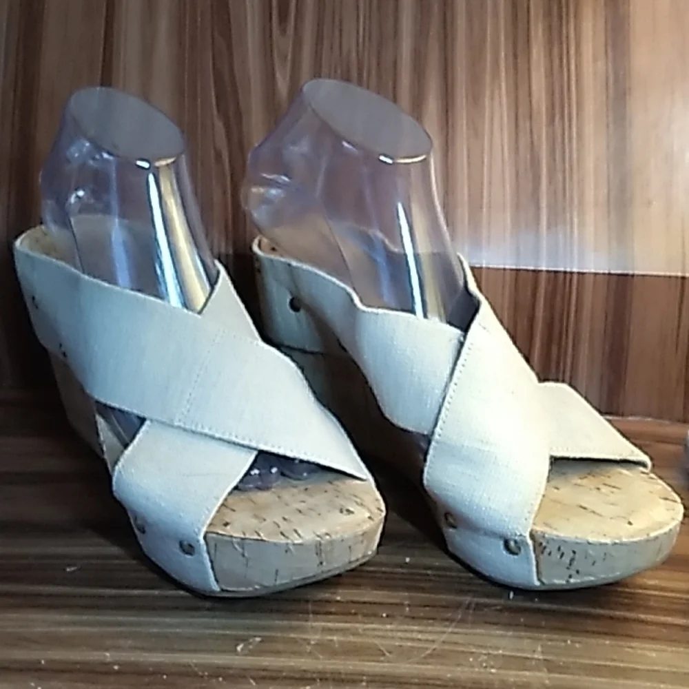 Lucky Brand wedges heels 9.5 cork
